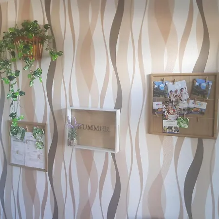 Szaloky Apartmanhaz *