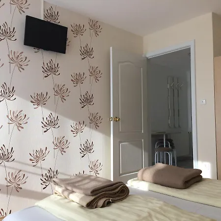 Szaloky Apartmanhaz *