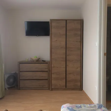 Szaloky Apartmanhaz Lejlighed *