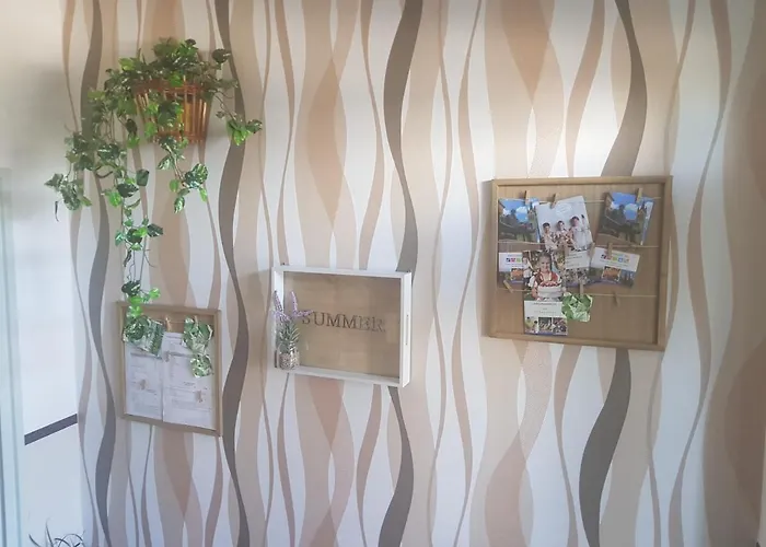 Szaloky Apartmanhaz *