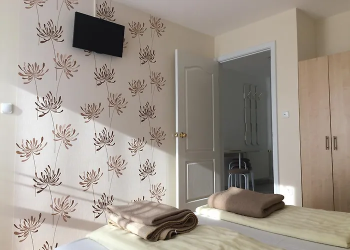 Szaloky Apartmanhaz *