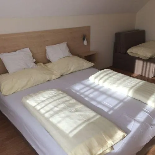 Szaloky Apartmanhaz Apartment *